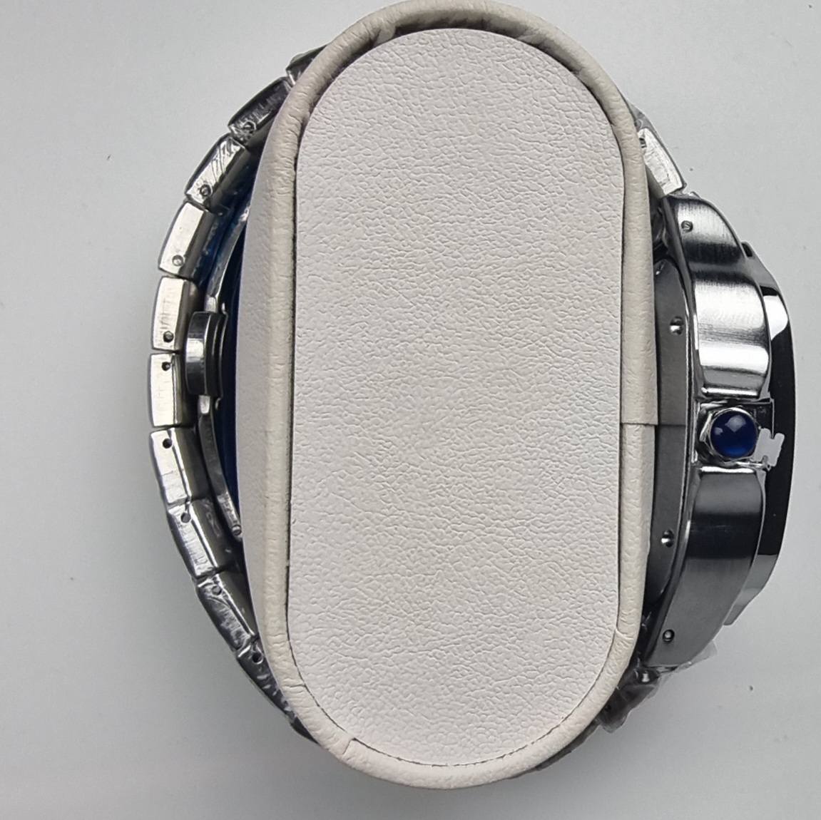 Cartier Santos - L'Icône du Luxe Intemporel