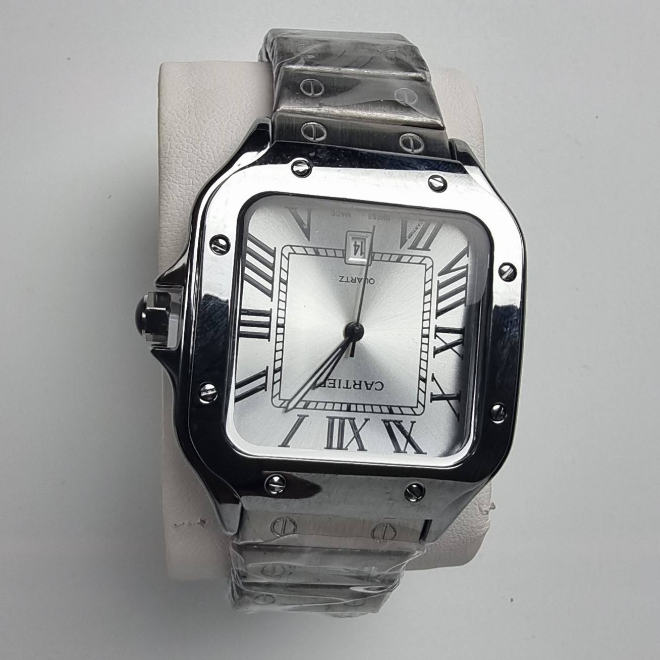 Cartier Santos - L'Icône du Luxe Intemporel