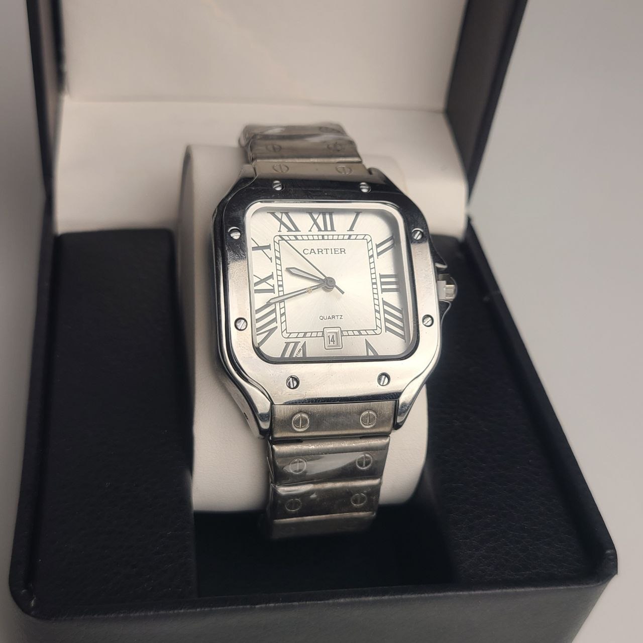 Cartier Santos - L'Icône du Luxe Intemporel